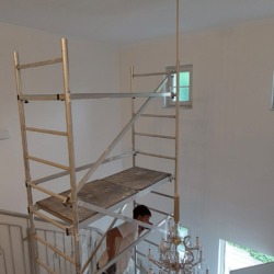 Malerarbeiten in einem Stiegenhaus
