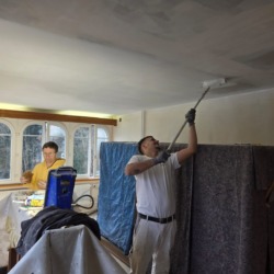 Neuer Anstrich Wände und Decke