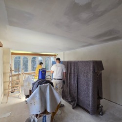 Neuer Anstrich Wände und Decke